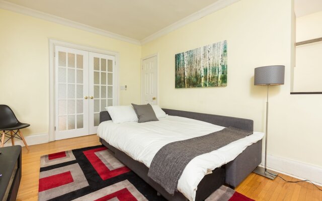 Applewood Suites - 2 BDRM Annex Loft