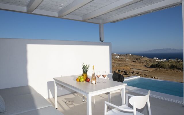 Ammonite Mykonos Private Suites