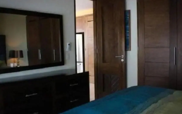 Romantic Zone V177 1 Bedroom