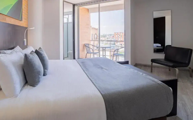 ICON 48 Luxury Apartasuites