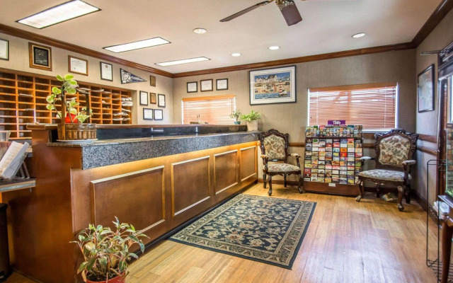 Suburban Extended Stay Hotel Airport