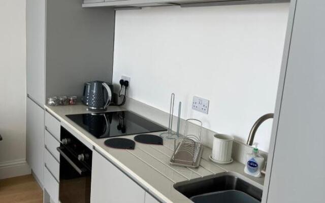 Lovely 1 Bed flat *FREE PARKING* Hoe/Barbican Plymouth