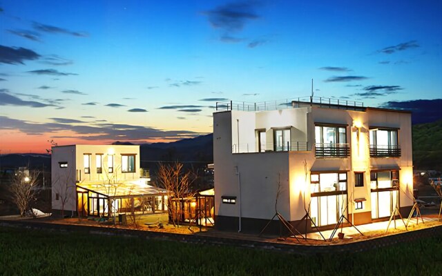 Yangpyeong Lee An House Pool Villa