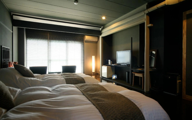 Tabinoyado Ushionoakari Geiboso