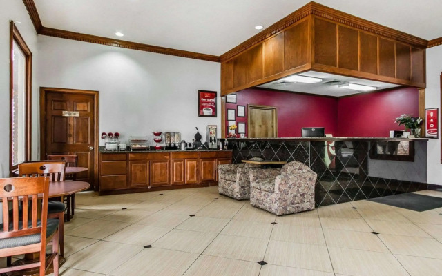 Econo Lodge Inn & Suites Enterprise