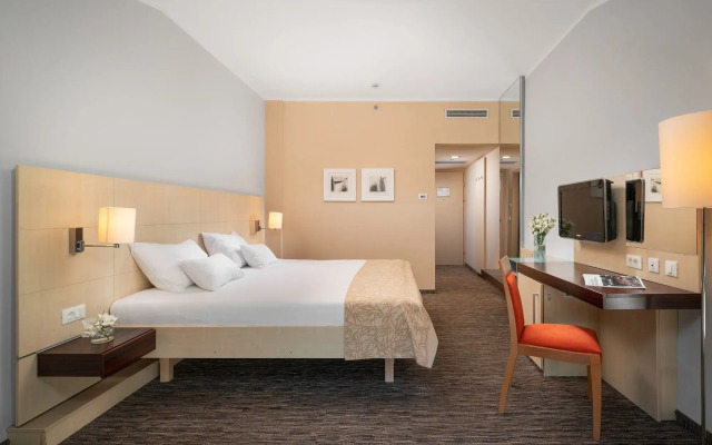 Valamar Lacroma Hotel