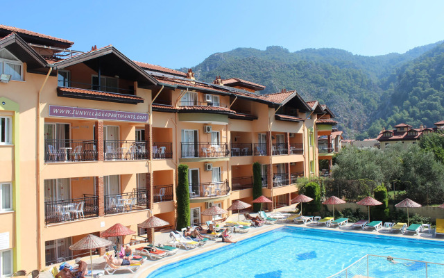 Club Sun Village Apartments