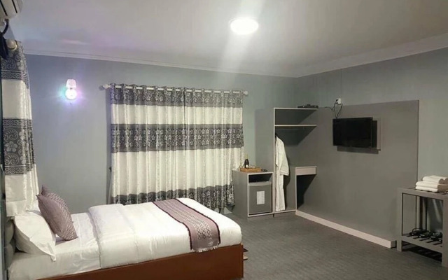 Thiha Bala Hotel
