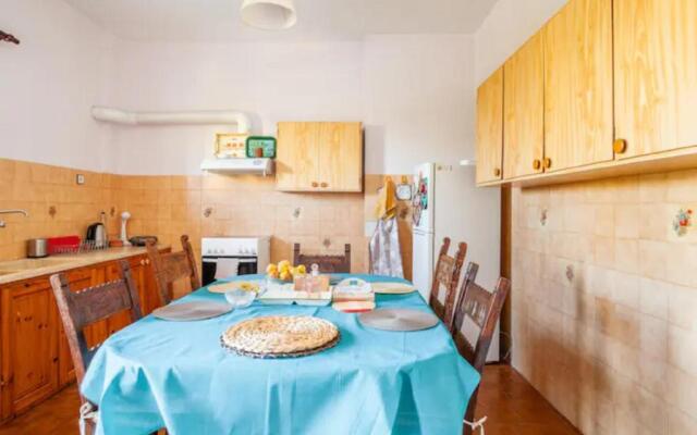 Rena's Hospitality walk to the beach,10min to Chania!