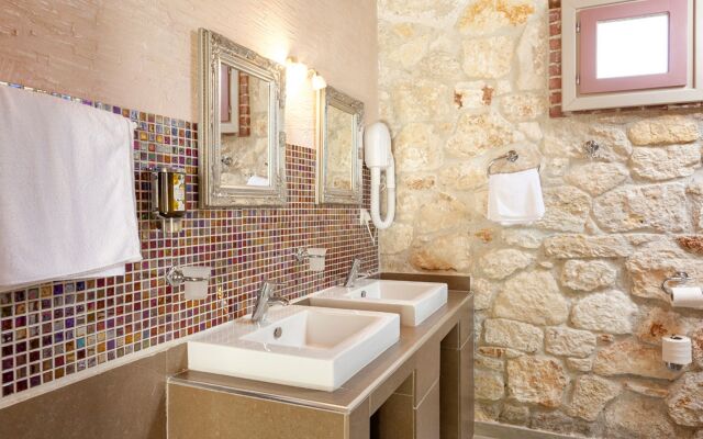 Petrino Suites Hotel