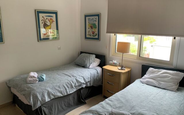 Beachfront Family Holiday Villa Perivolia