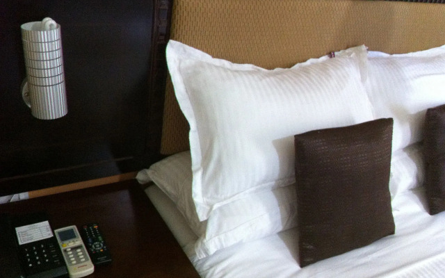 Riverside Hotel and Conference Centre