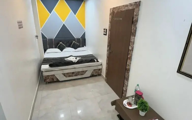 Hotel Gurukripa Guest House