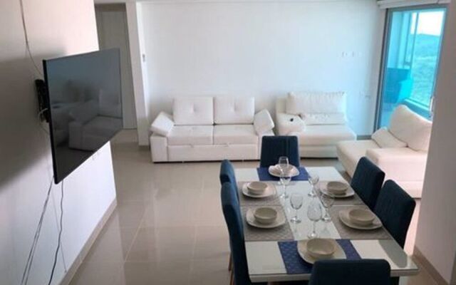 Apartamento de Lujo Frente al Mar