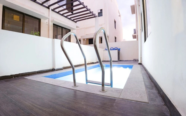 Fabhotel Continental Lebe Inn