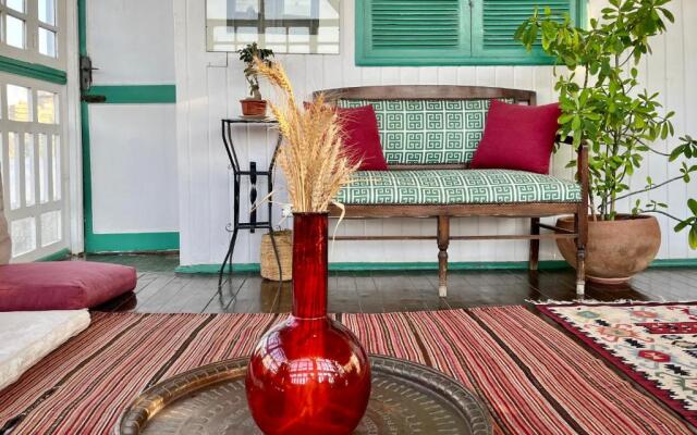 Houseboat65 - Historic home on the Nile - Central Cairo