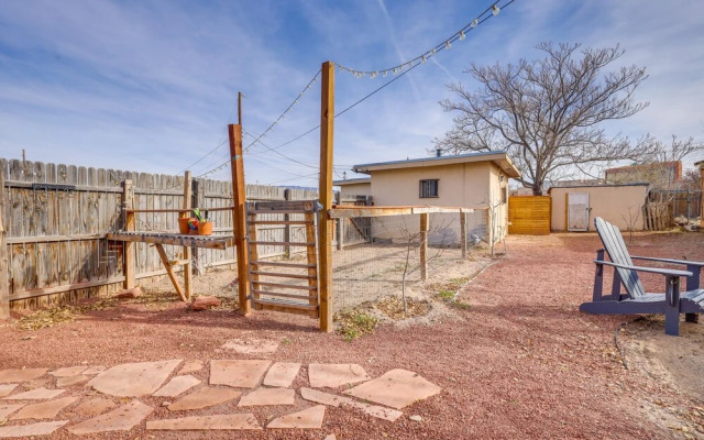 Pet-friendly Home Near Downtown Albuquerque!