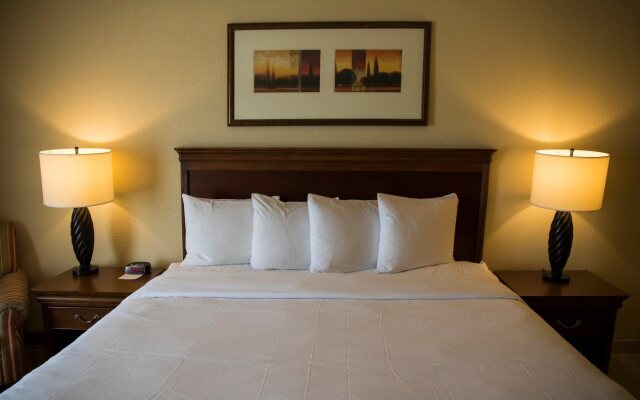 Country Inn and Suites Valparaiso