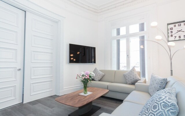 The Windsor Suite