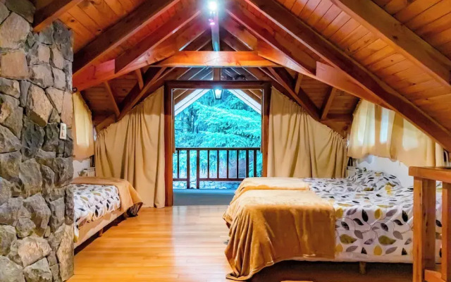 Amazing 4 Bedroom Chalet Villa Traful VT1 by Apartments Bariloche