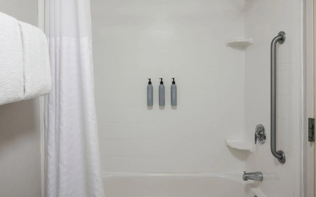 Courtyard by Marriott Newport News Yorktown