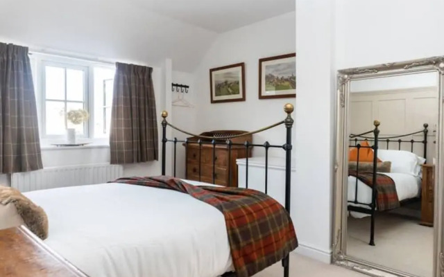 4 Bed House Sleep 10 Parking HotTub Wifi