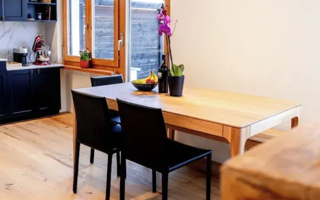 Alpine Mountains Retreat by Sea N' Rent