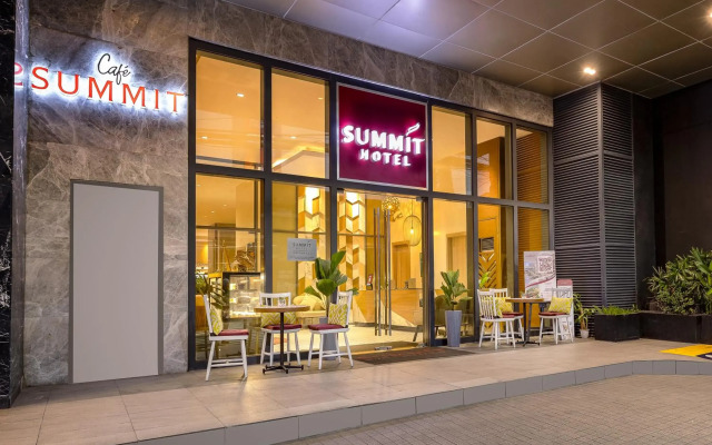 Summit Hotel Greenhills
