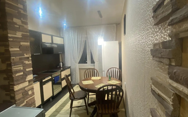 Апартаменты на проспекте 60 лет СССР 16