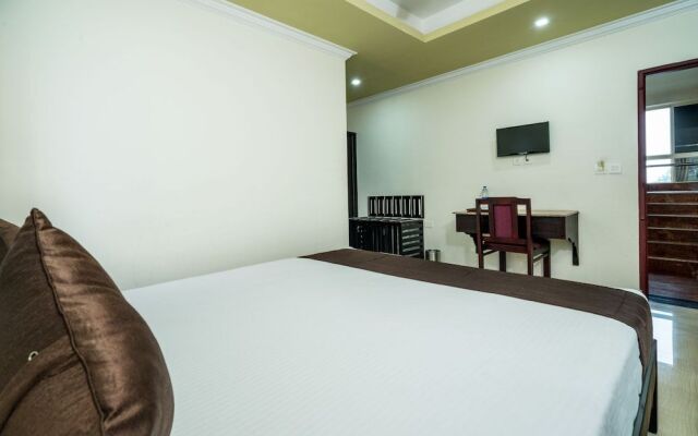Sandal Breeze Hotel
