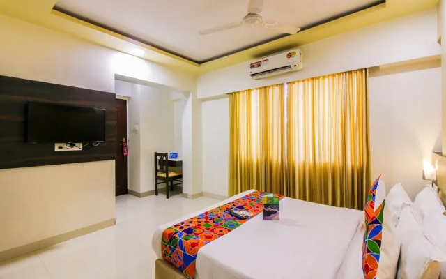 FabHotel Galaxy Comforts Andheri East