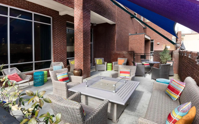 Hampton Inn & Suites Raleigh Downtown