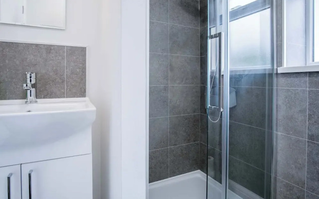 Fleet Street - 2 Bedroom - Swansea