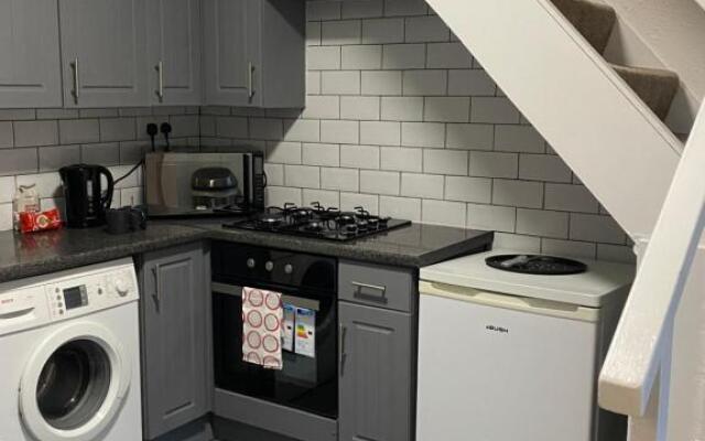 Glenashdale 28 a 1/R Boyd Street Largs Ka308le