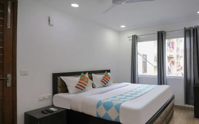 OYO 79600 The Premium Villa