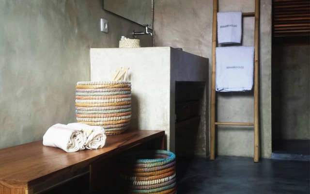 Mwani House