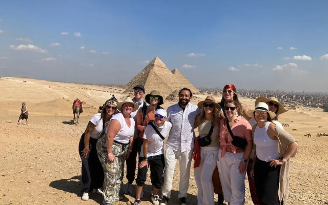 H10 Pyramids View