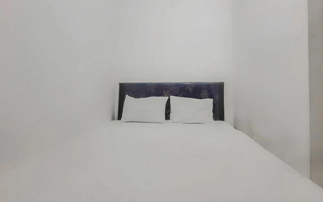 AYOO STAY Near Bandara Ahmad Yani RedPartner – Guest Rooms – Semarang