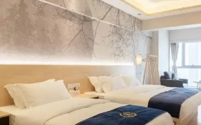 Xianglin No.1 Hotel (Changsha Medical College Hunan University of Commerce)