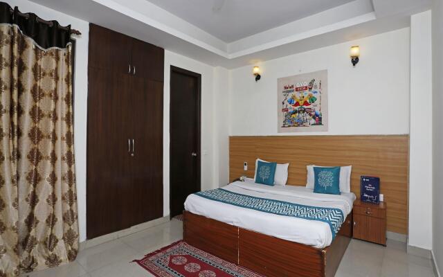 Collection O 3593 Rumaisa Residency