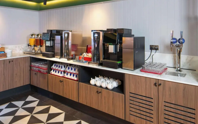 Ibis Styles London Gatwick Airport