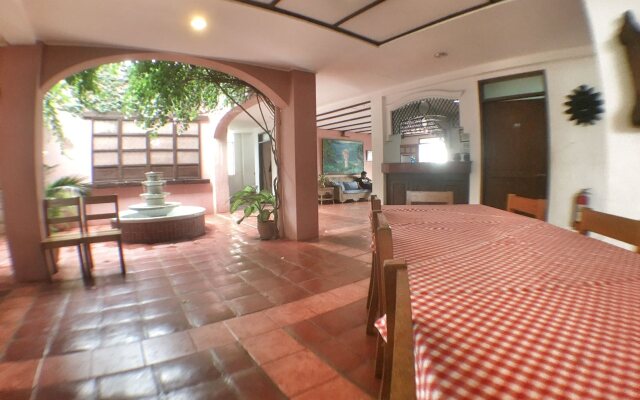 Casa Dona Emilia Bed and Breakfast