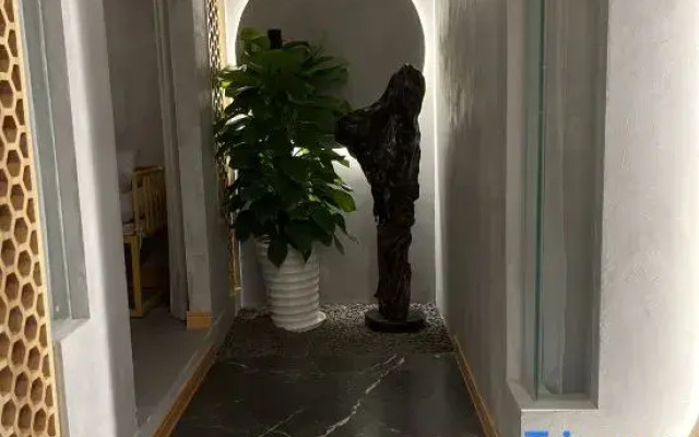 Ya'an Mengding Mountain Guesthouse