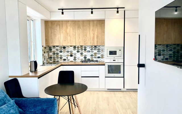 5-room jacuzzi apartment