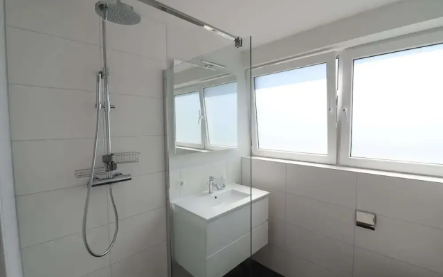 Holiday Home in Simonshaven by Lake Beach