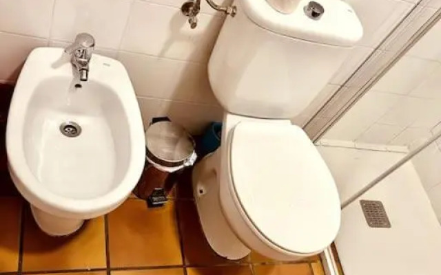 Charming, spacious Albayzin apartment