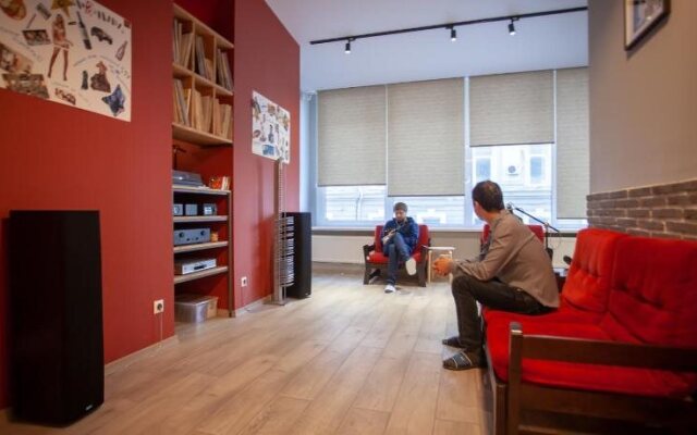 All Music Hotel  Hostel