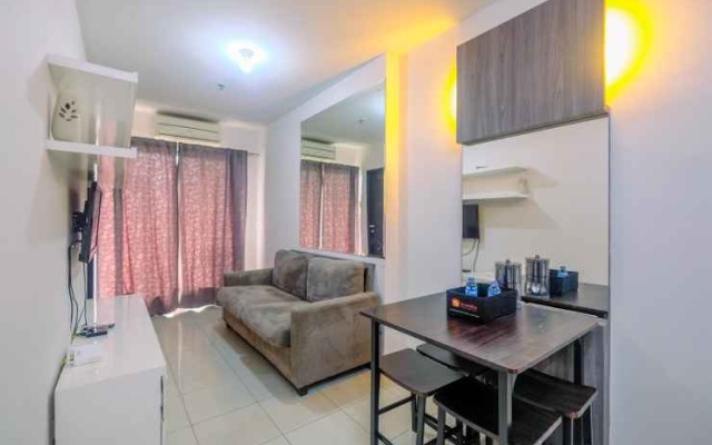 Comfort and Strategic 2BR Apartment at Cervino Village By Travelio – Guest Rooms – Jakarta