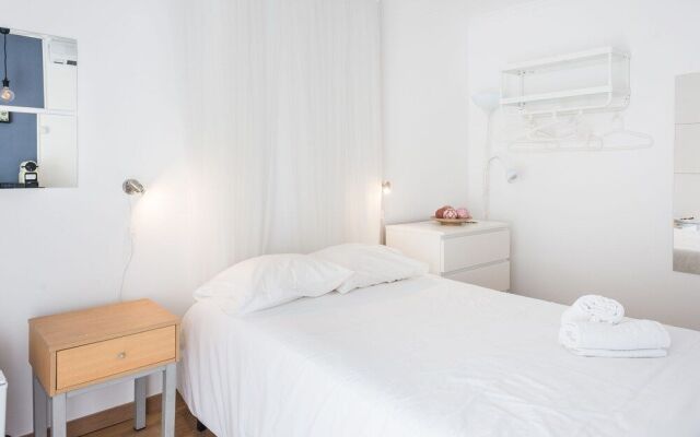 Happy Reception Boutique Hostel Bica