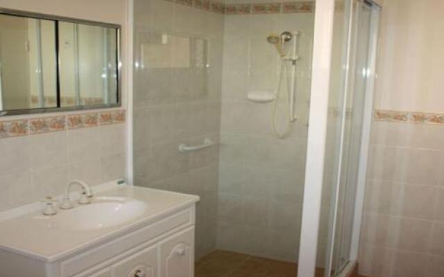 Bentley 3 North Street